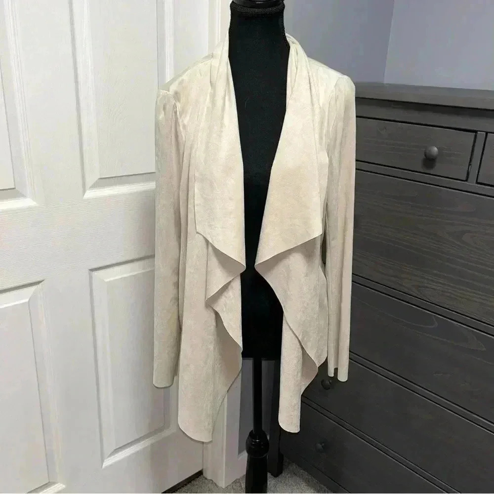 Meg &  Margot Blazer